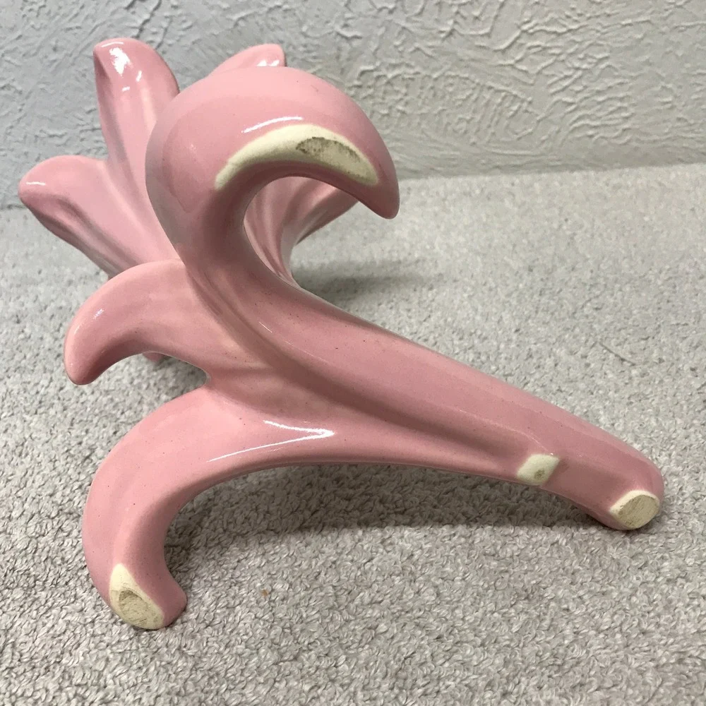 Vintage Ceramic Pink Lily Bud Vase MCM Art Deco Tripod Base Floral Decor 6in